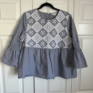 Crown & Ivy Gray and White Blouse